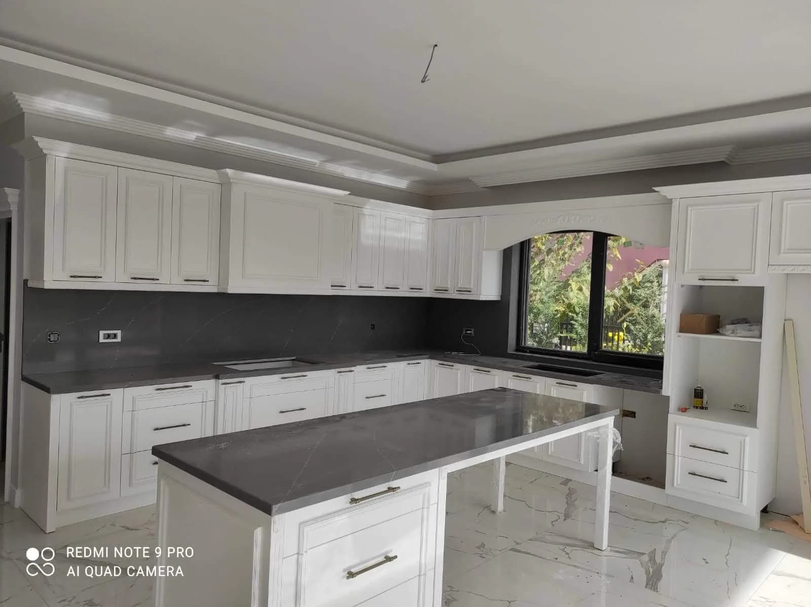 Beyaz Klasik Mutfak Koleksiyonu